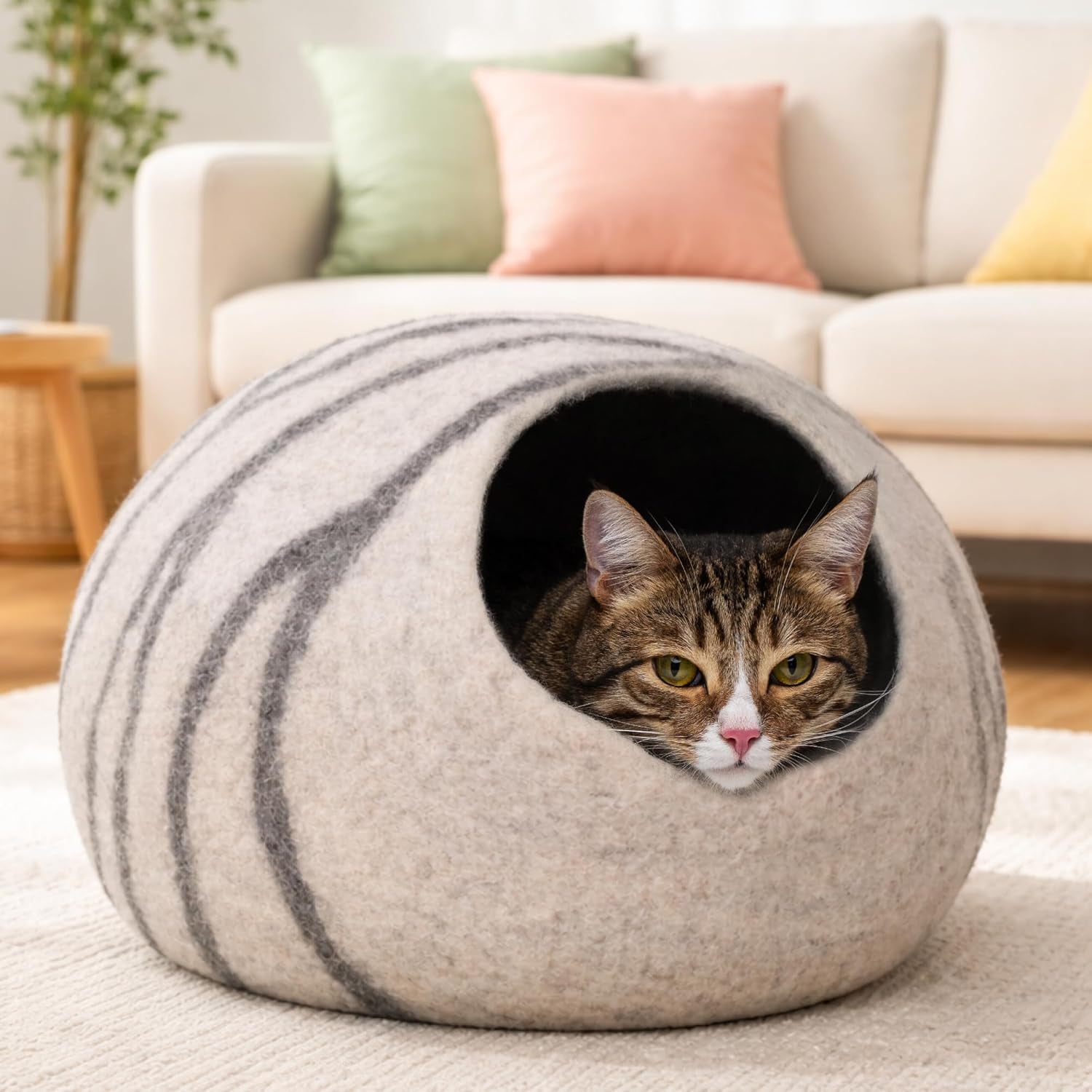 Cat Cave – Premium Felt Cat Bed for Indoor Cats, Handmade Merino Wool (Light Gray, Medium)